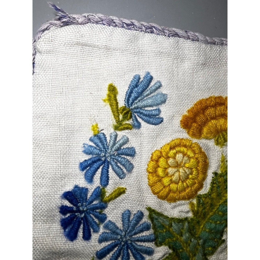 Vintage Hand Embroidered Floral Linen Pillow Cover Dandelion Wildflower 18x13" - Picture 6 of 8